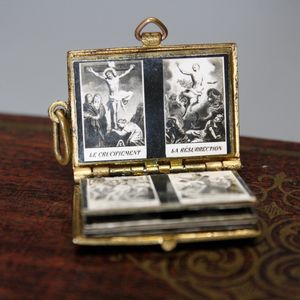 Accessoires liturgiques miniature messe - Poupes et Maisons 19me sicle